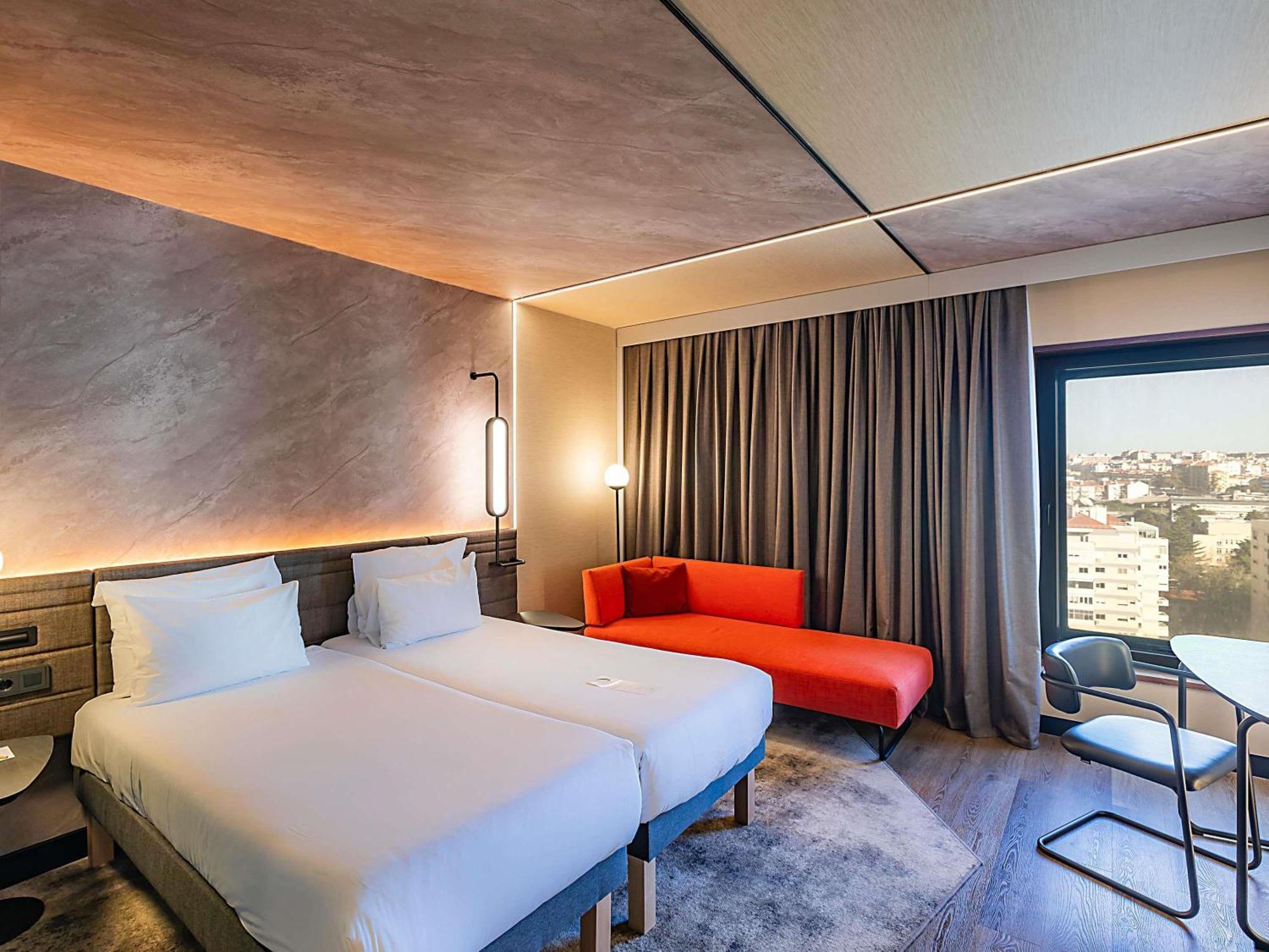 Superior Twin Room with Sofa Bed,1704846851:JPEG