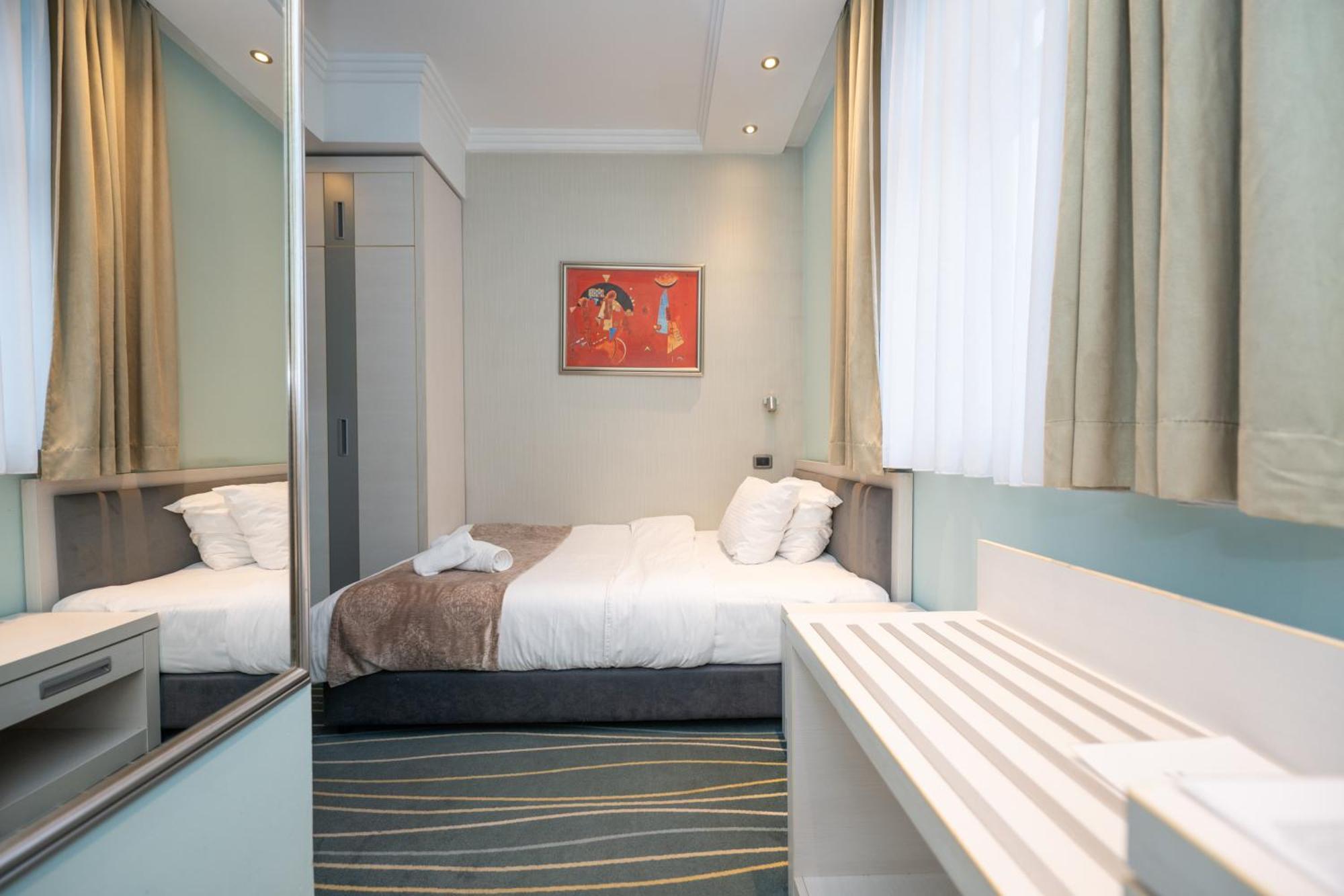 Single Room,1706784141:JPEG