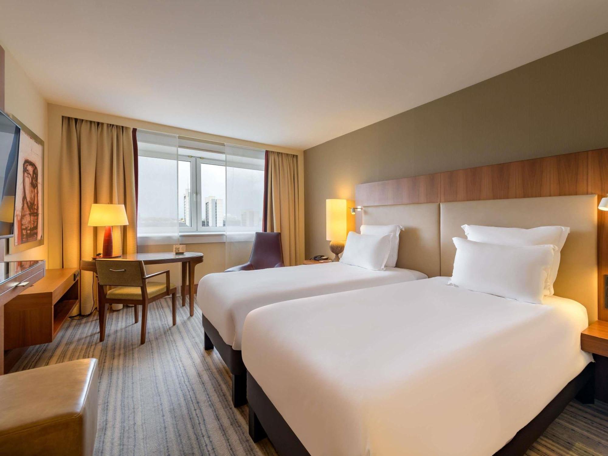 Superior Zimmer mit Kingsize-Bett