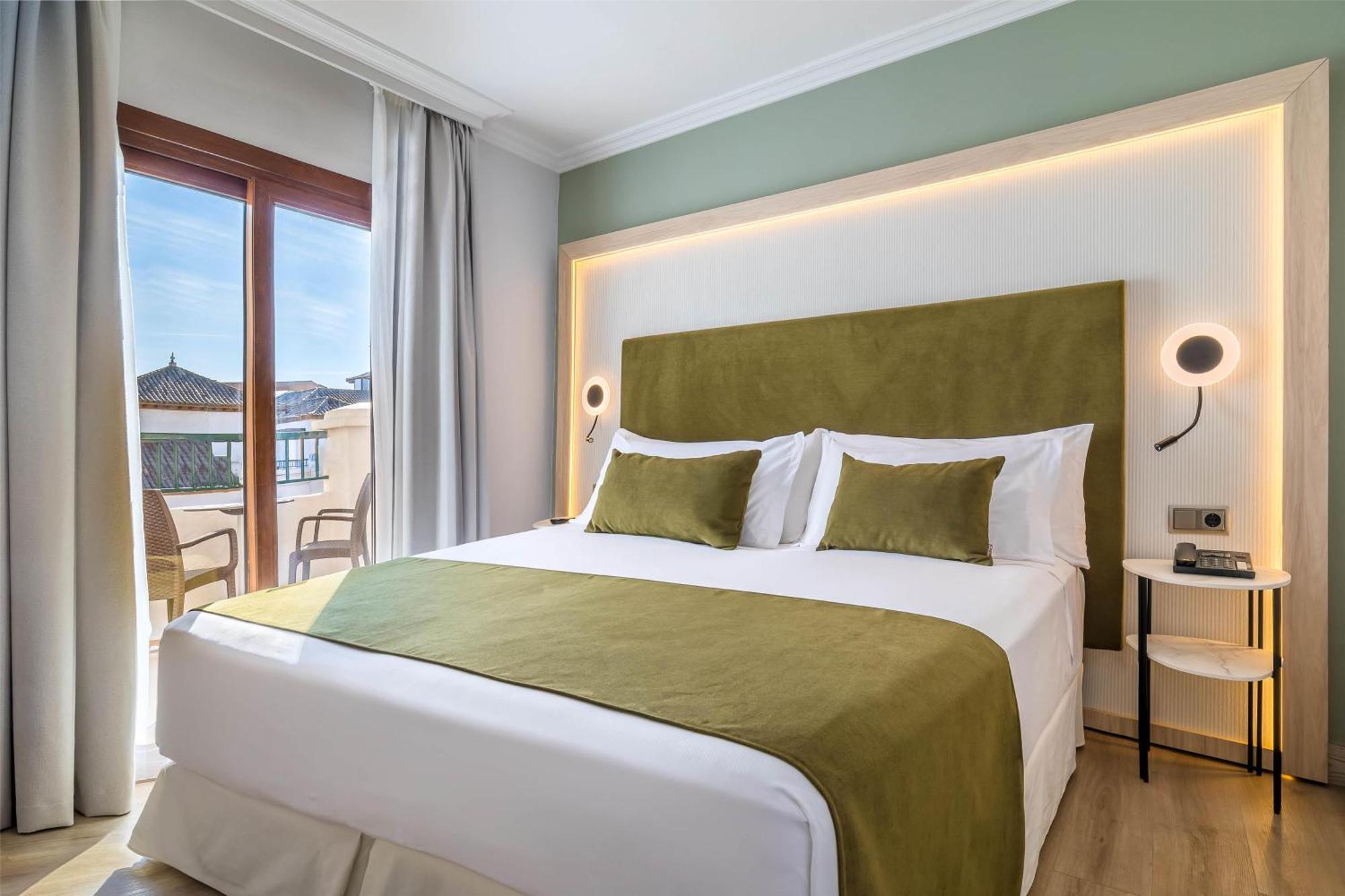 Junior Suite,1742594750:JPEG