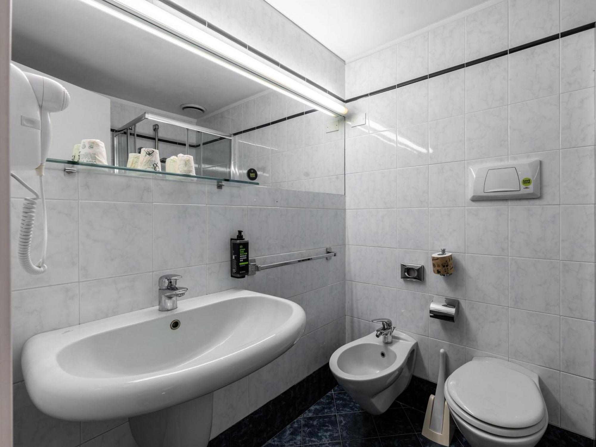 Superior Triple Room,1742630948:JPEG