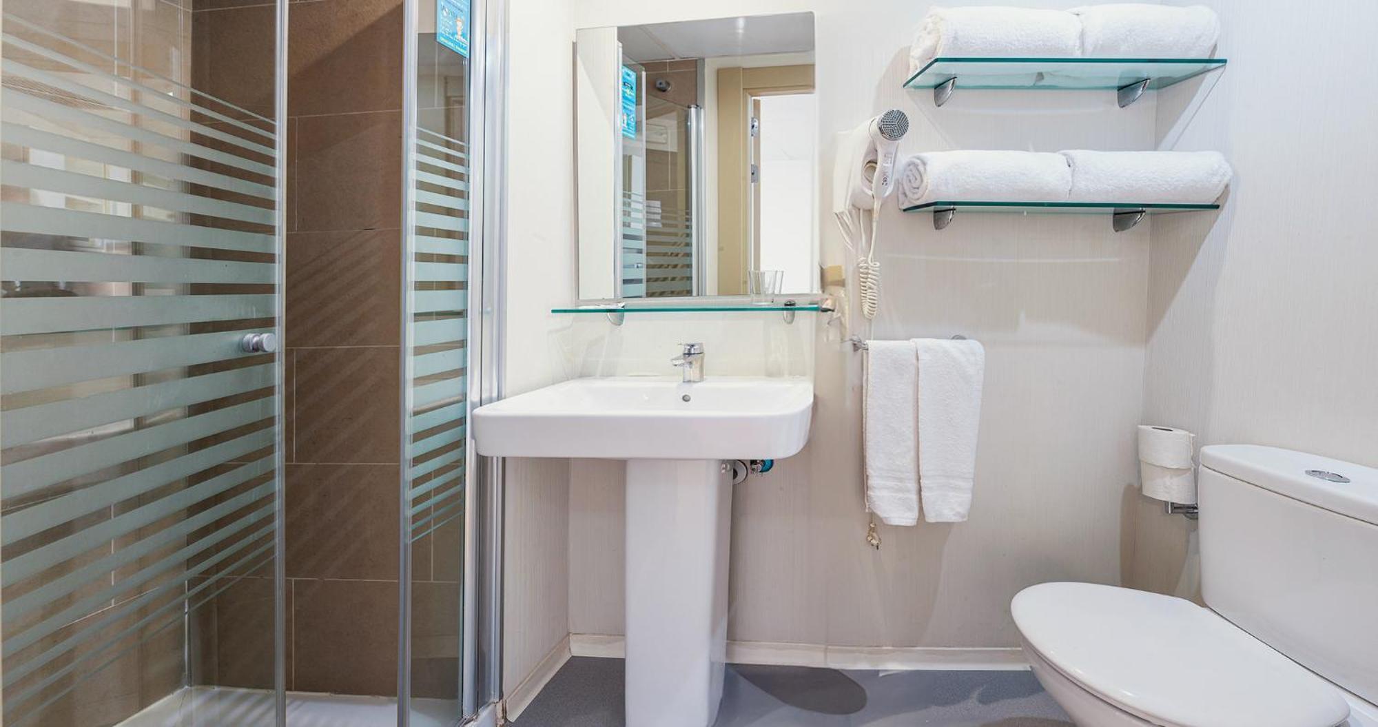 Double or Twin Room Kitchenette,1742778608:JPEG