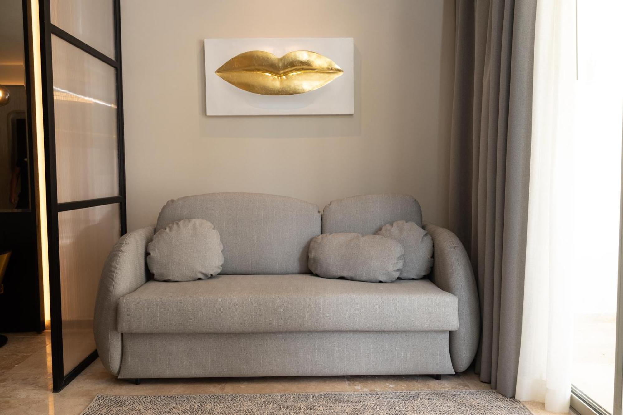 Platinum Suite