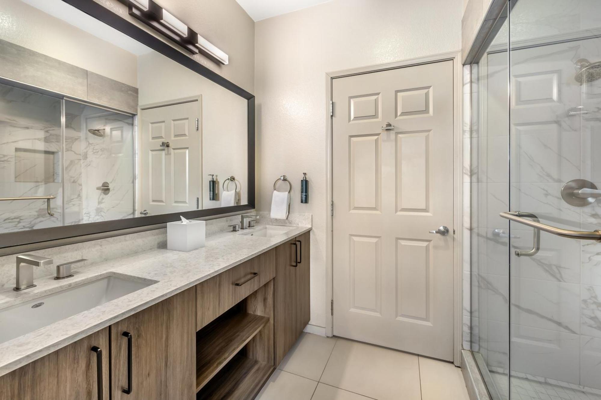 One Bedroom Deluxe