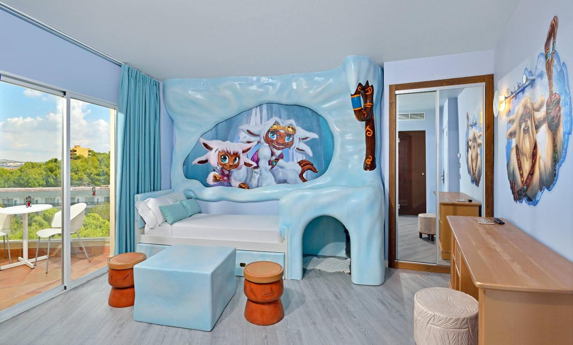 Boros Mythical Ice Suite,1756508340:JPEG