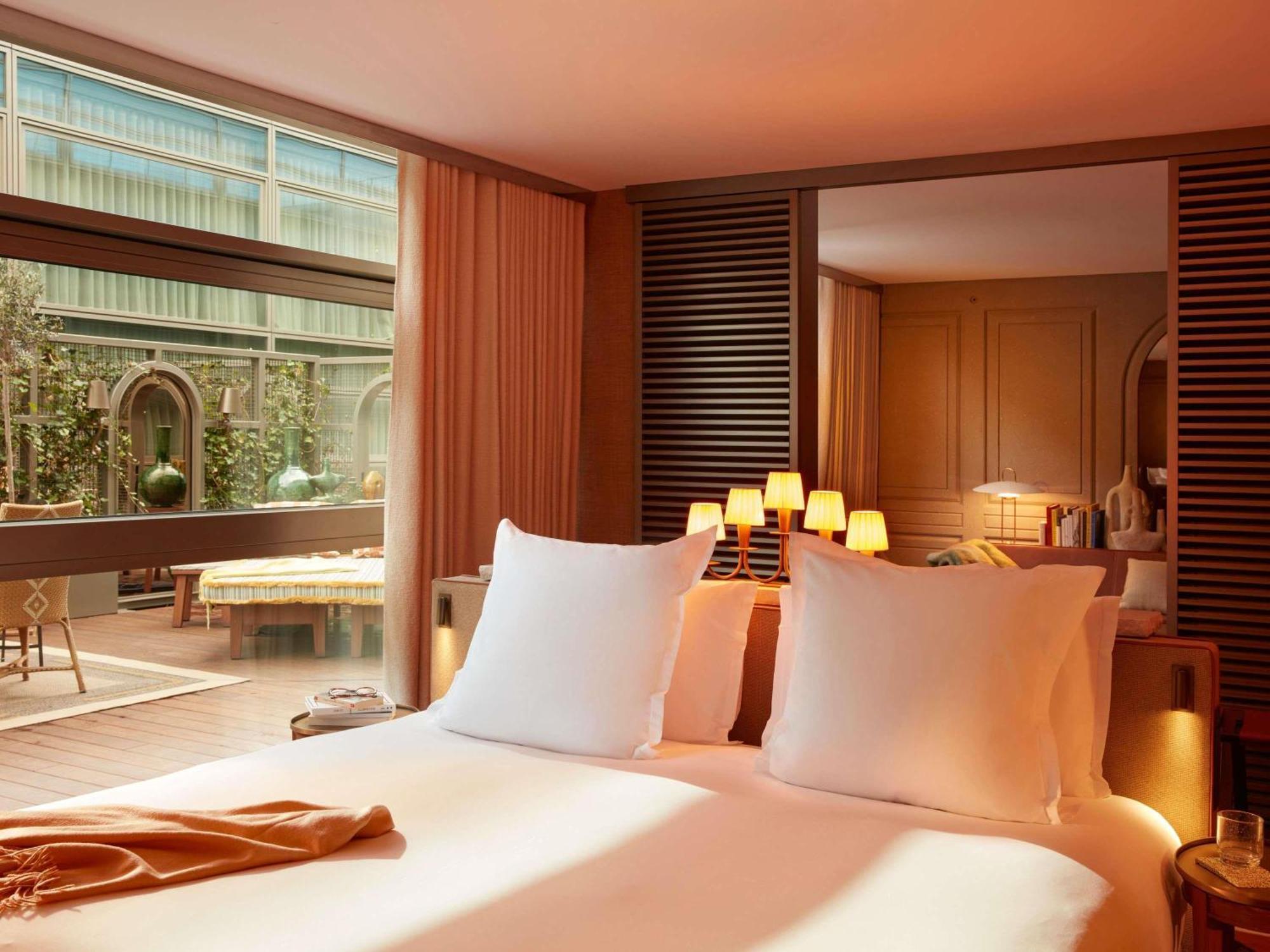 Mondrian Terrace Suite,1757075267:JPEG