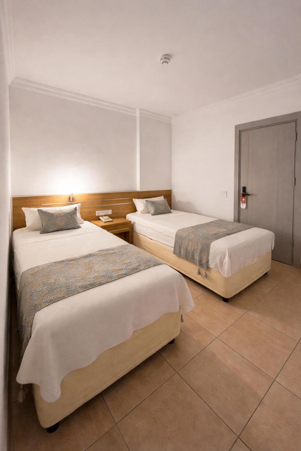 Two Bedroom Apartment,1758552946:JPEG