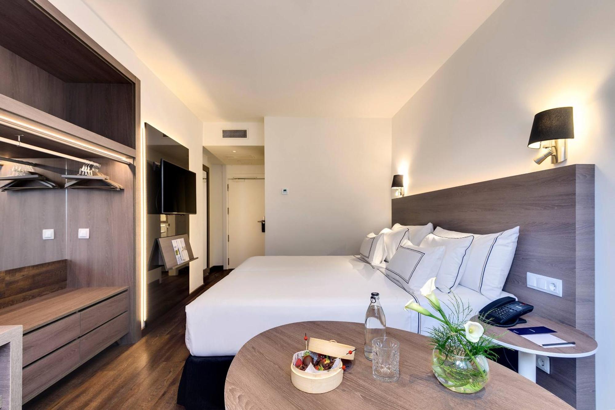 Standard Double or Twin Room,1765800831:JPEG