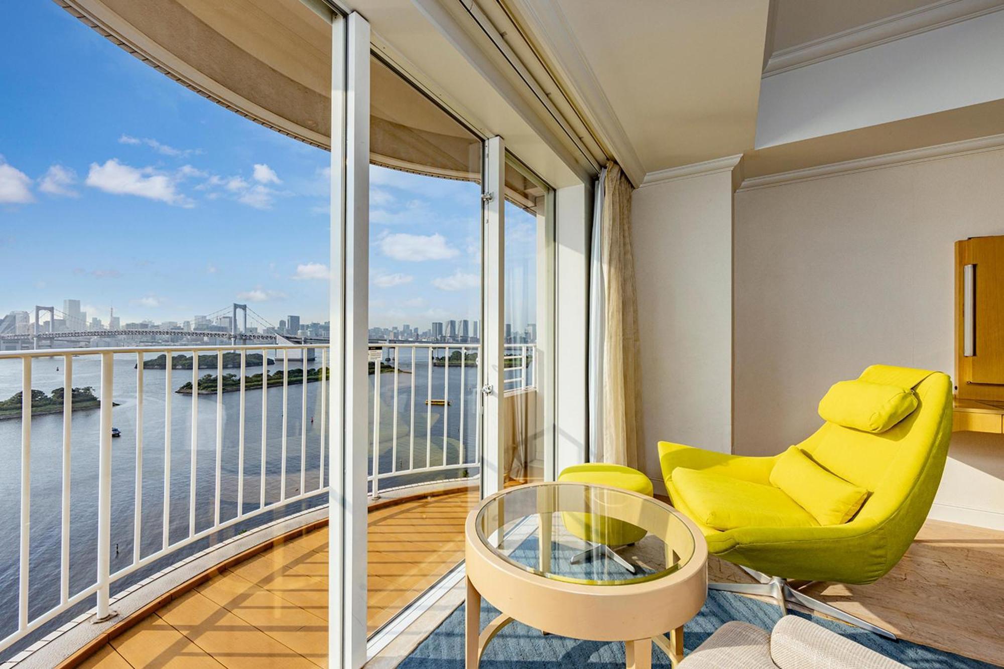 King Premium Executive Non-Smoking 40sqm Rainbow Bridge View,1766133212:JPEG