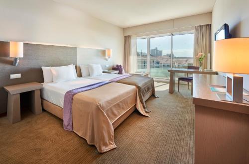 Melia Room Lateral Sea View