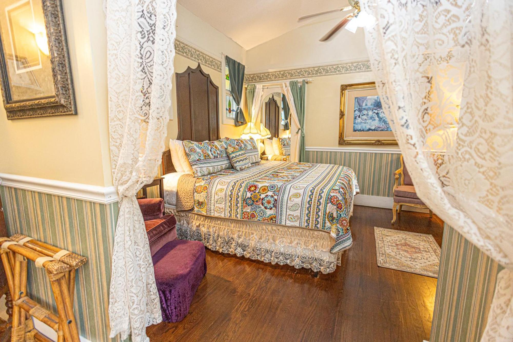 King Suite Fireplace Ground Floor