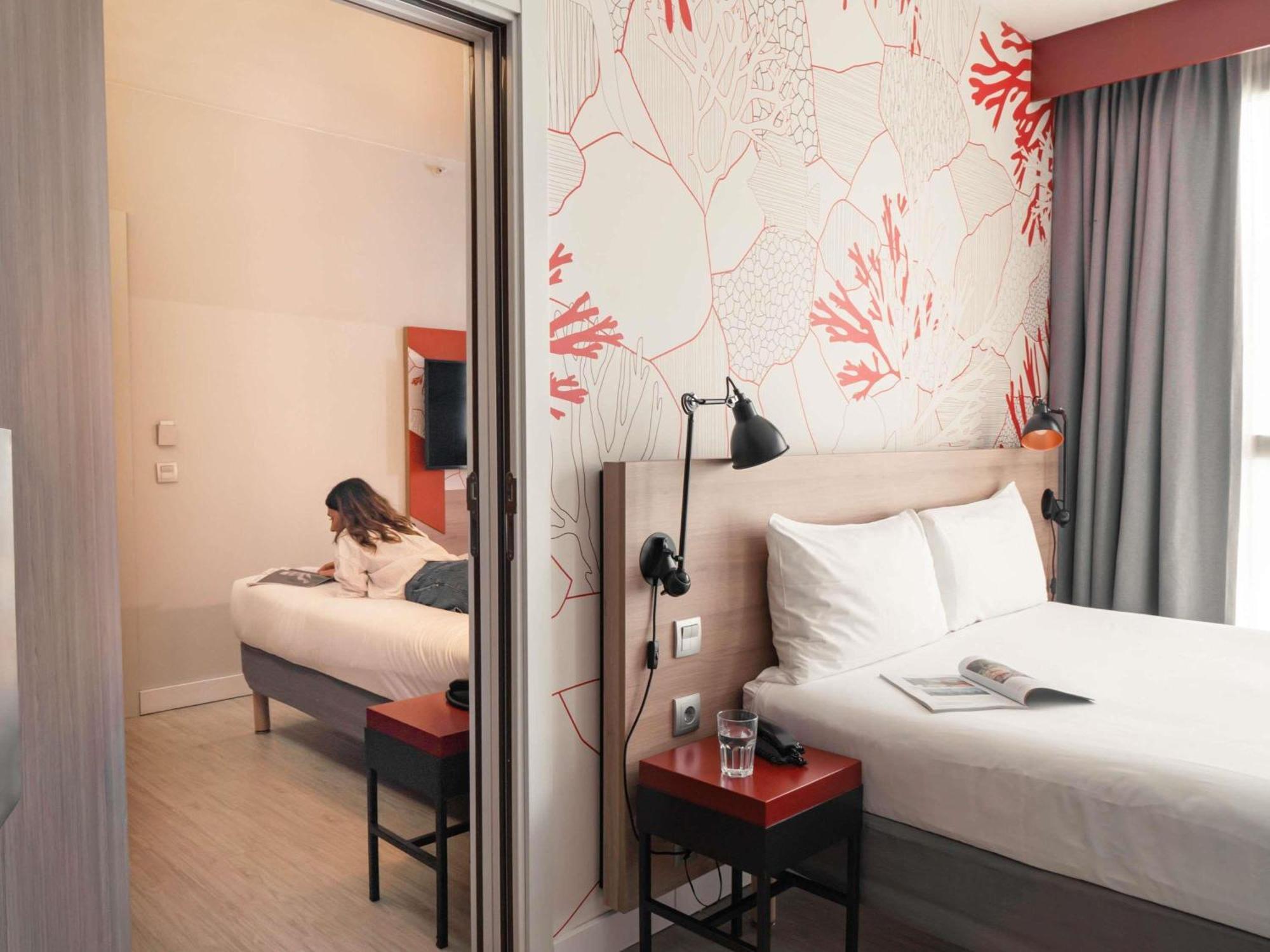Quarto Familiar Comunicante com 2 Quartos Adjacentes