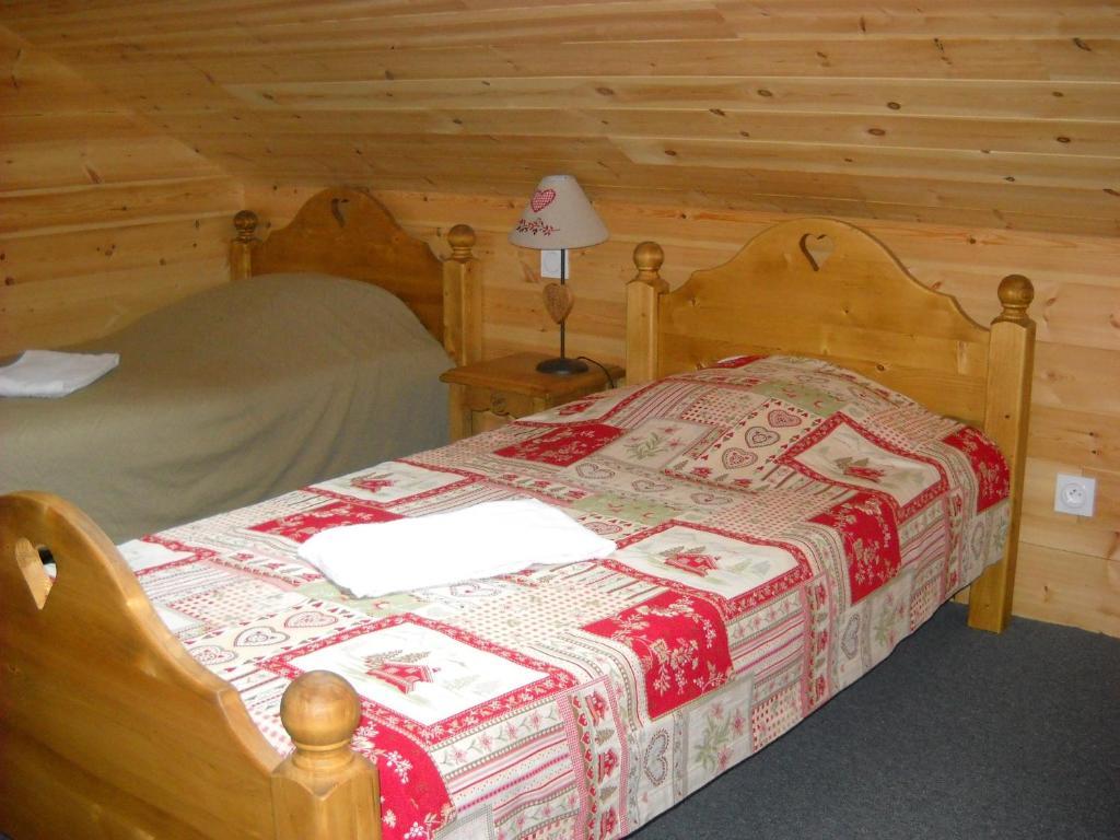 Family Room,1031104612:JPEG