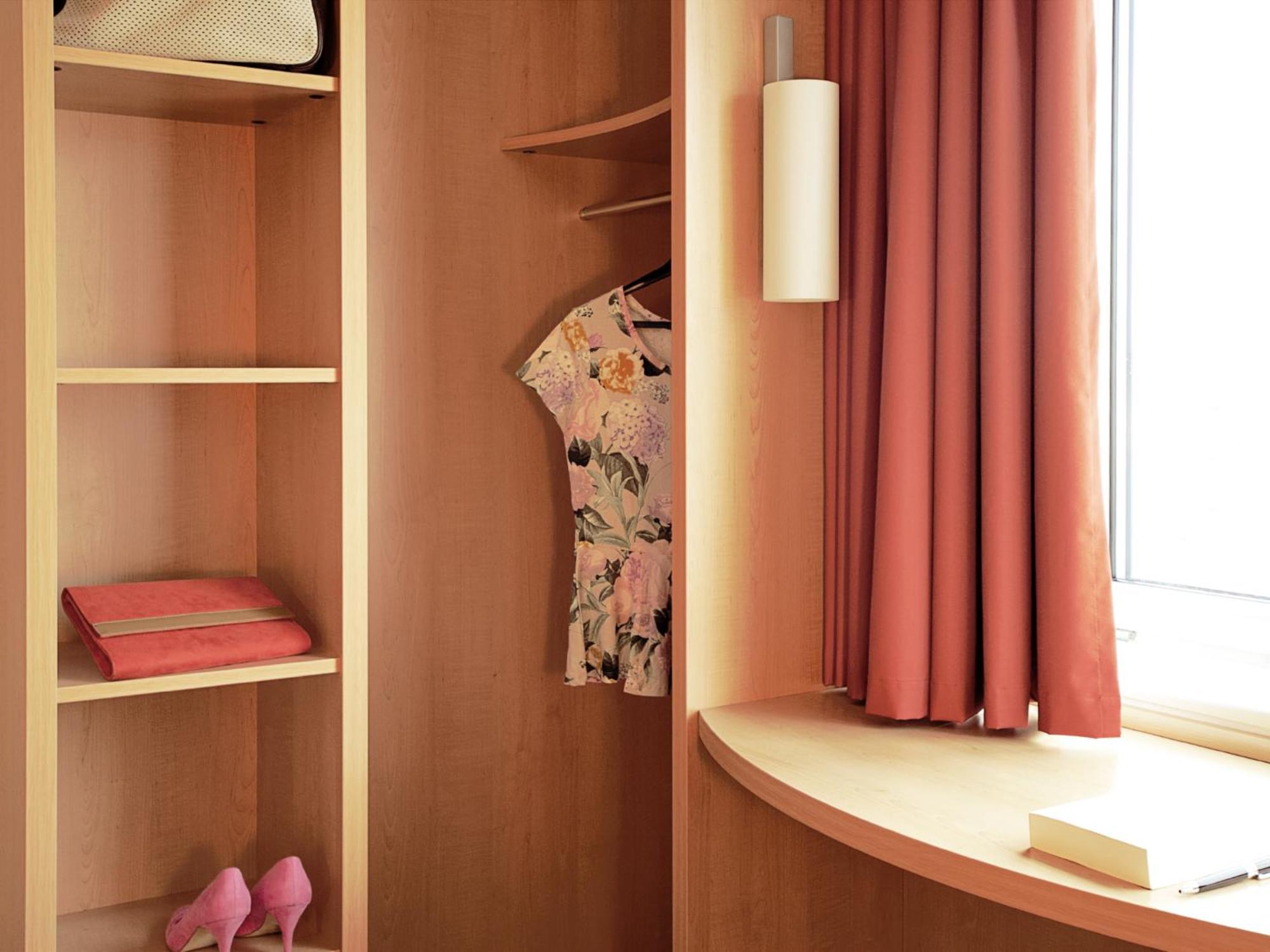 Standard Twin Room,1028098363:JPEG