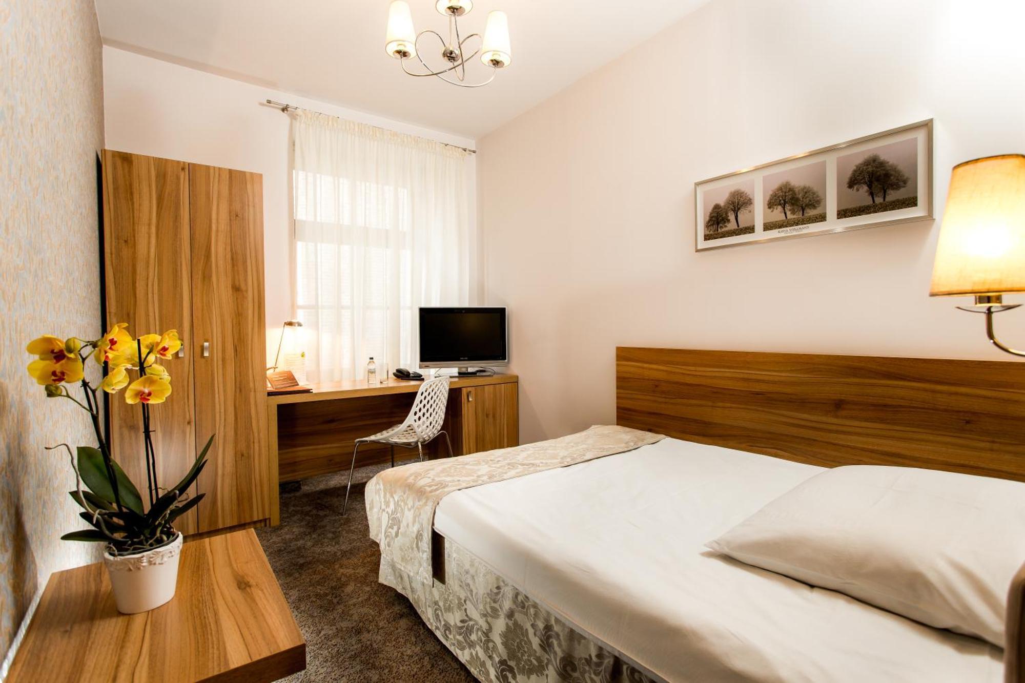 Standaard Kamer 1 Queensize Bed