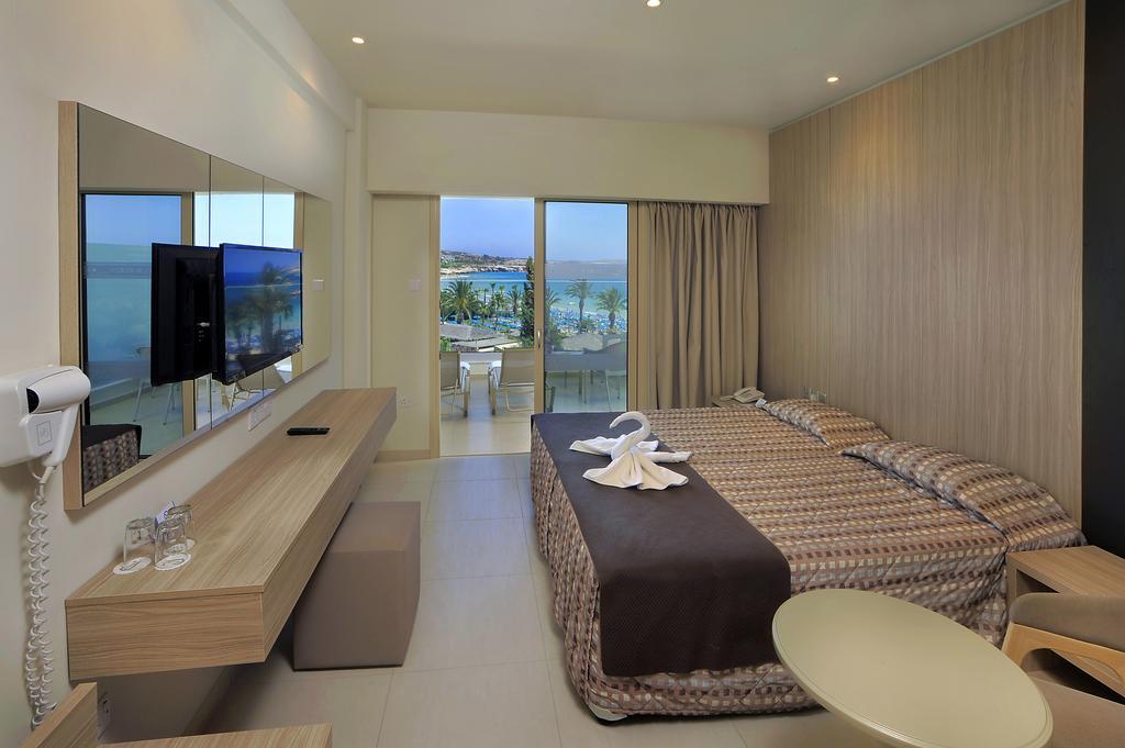Standard Double or Twin Room with Sea View,564742134:JPEG