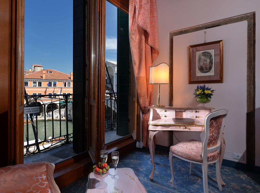 Junior Suite Balcony Grand Canal View no smoking,325964983:JPEG