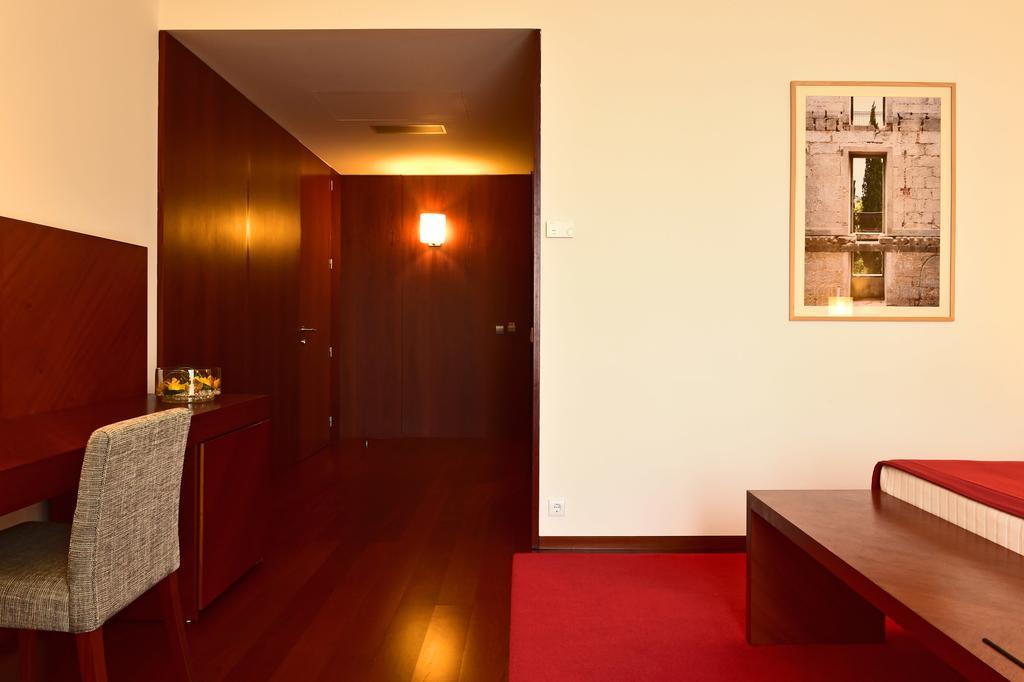 Classic Double or Twin Room,273505957:JPEG