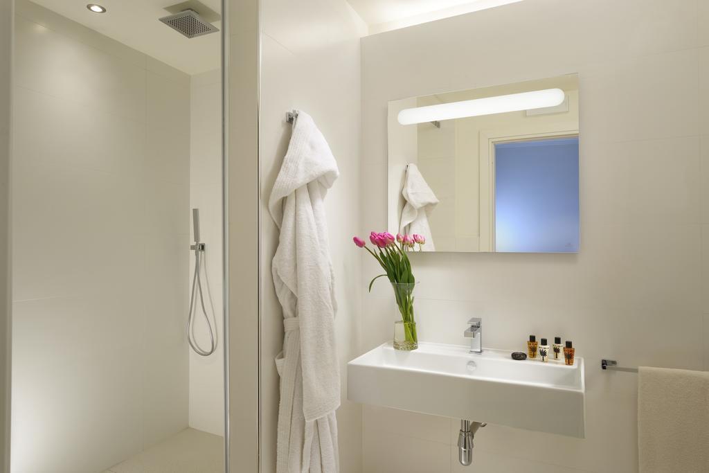 Double Room,1216133461:JPEG