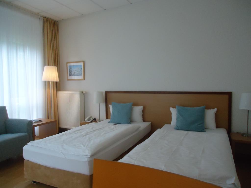 Double Room,395212572:JPEG