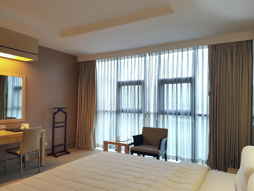 Executive Double Plus Room