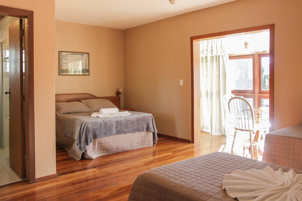 Luxury Room,413458530:JPEG
