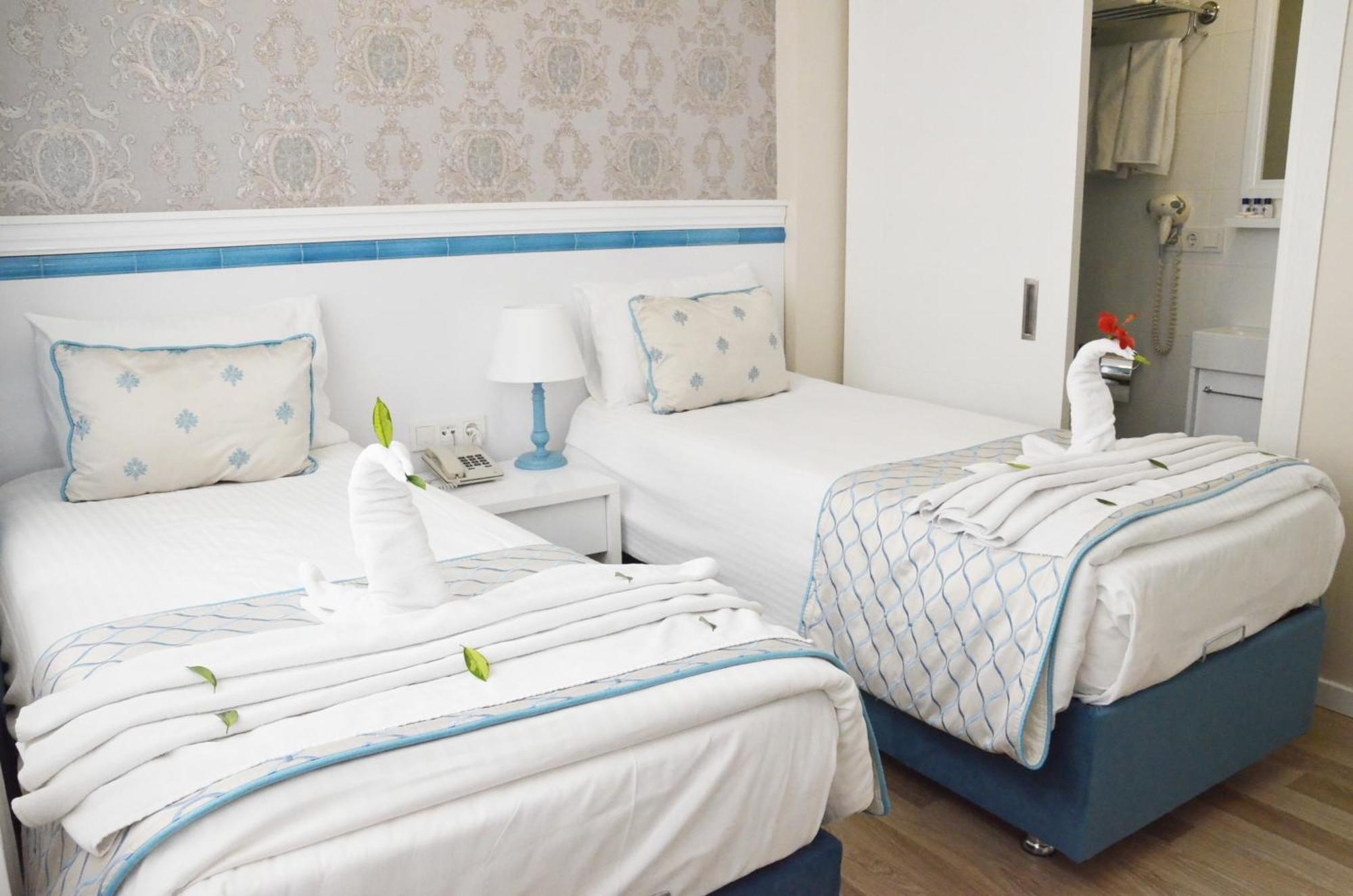 Economy Twin Room,1542432601:JPEG