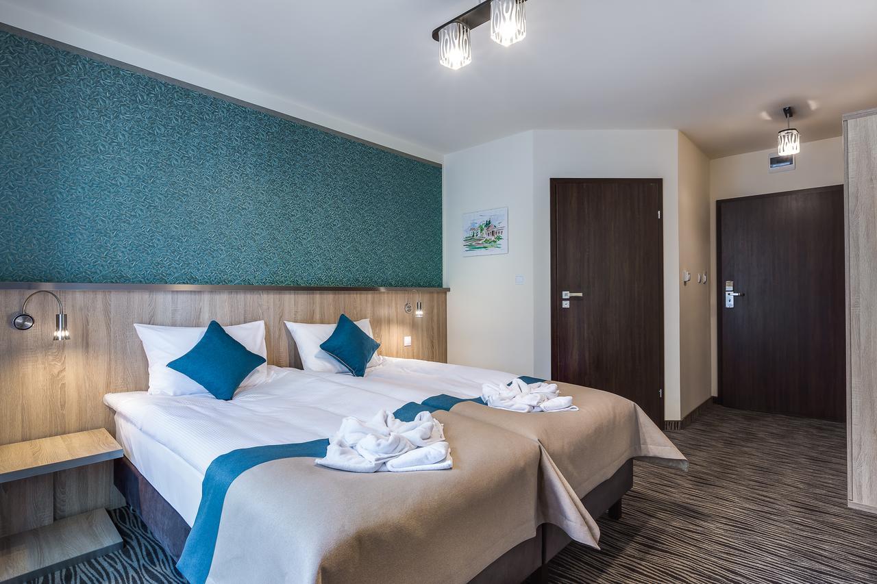 Standard Double Room,1246259308:JPEG