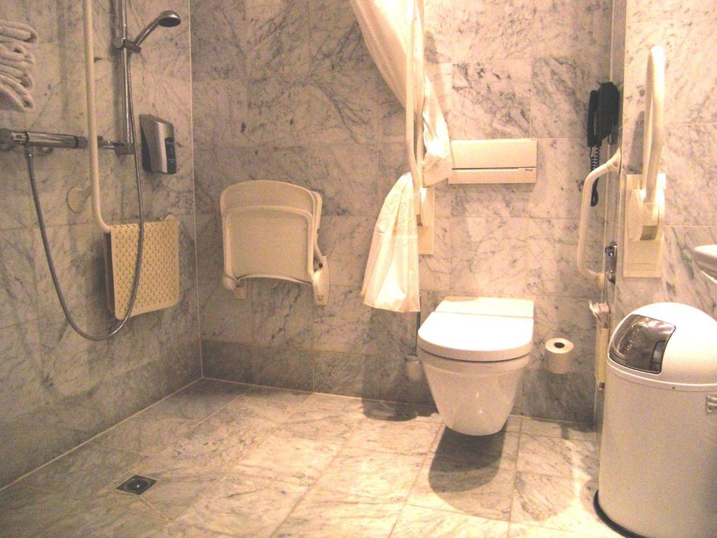 Twin Room - Disability Access,1146867466:JPEG