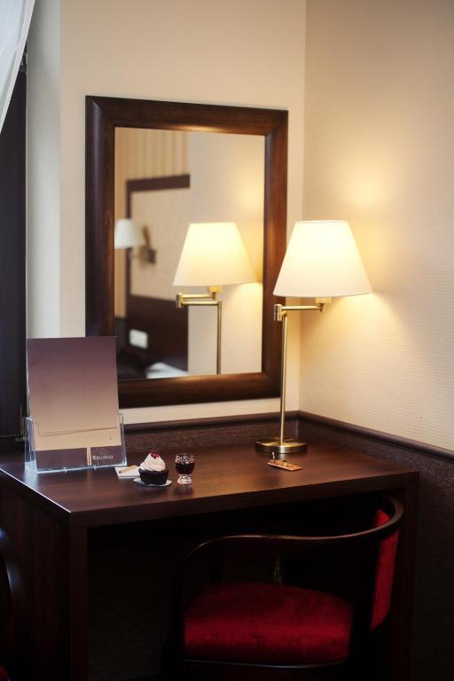 Superior Double or Twin Room,813427545:JPEG