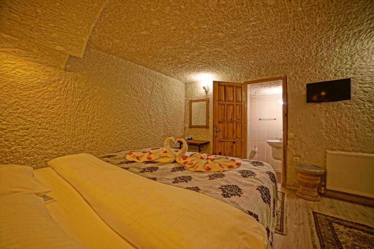 Cave Double Room,643282380:JPEG