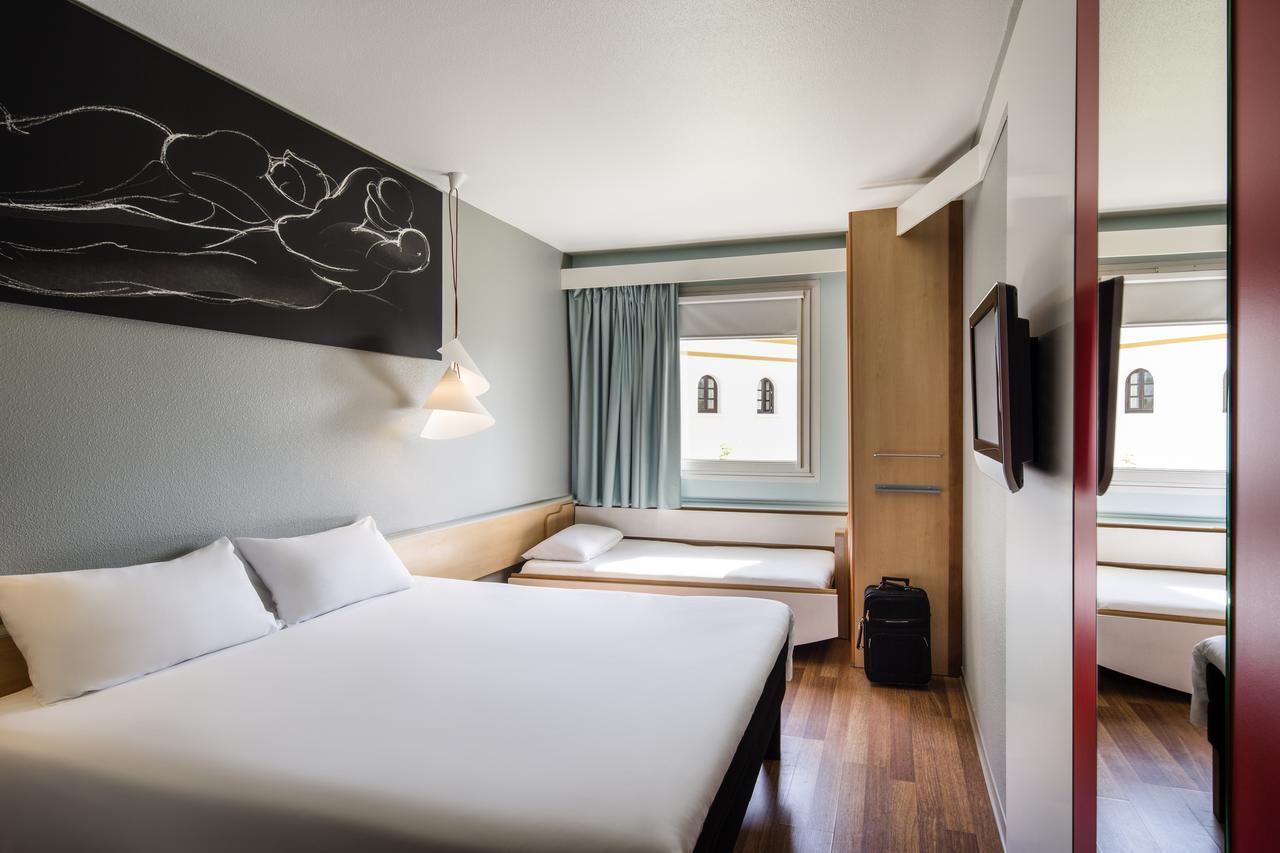 Double Room with Extra Bed,1272823360:JPEG