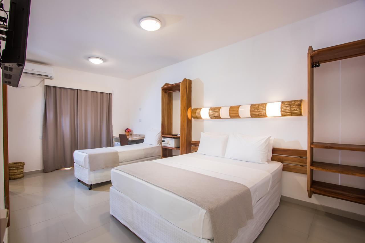 Standard Room with double bed and single bed,825982754:JPEG