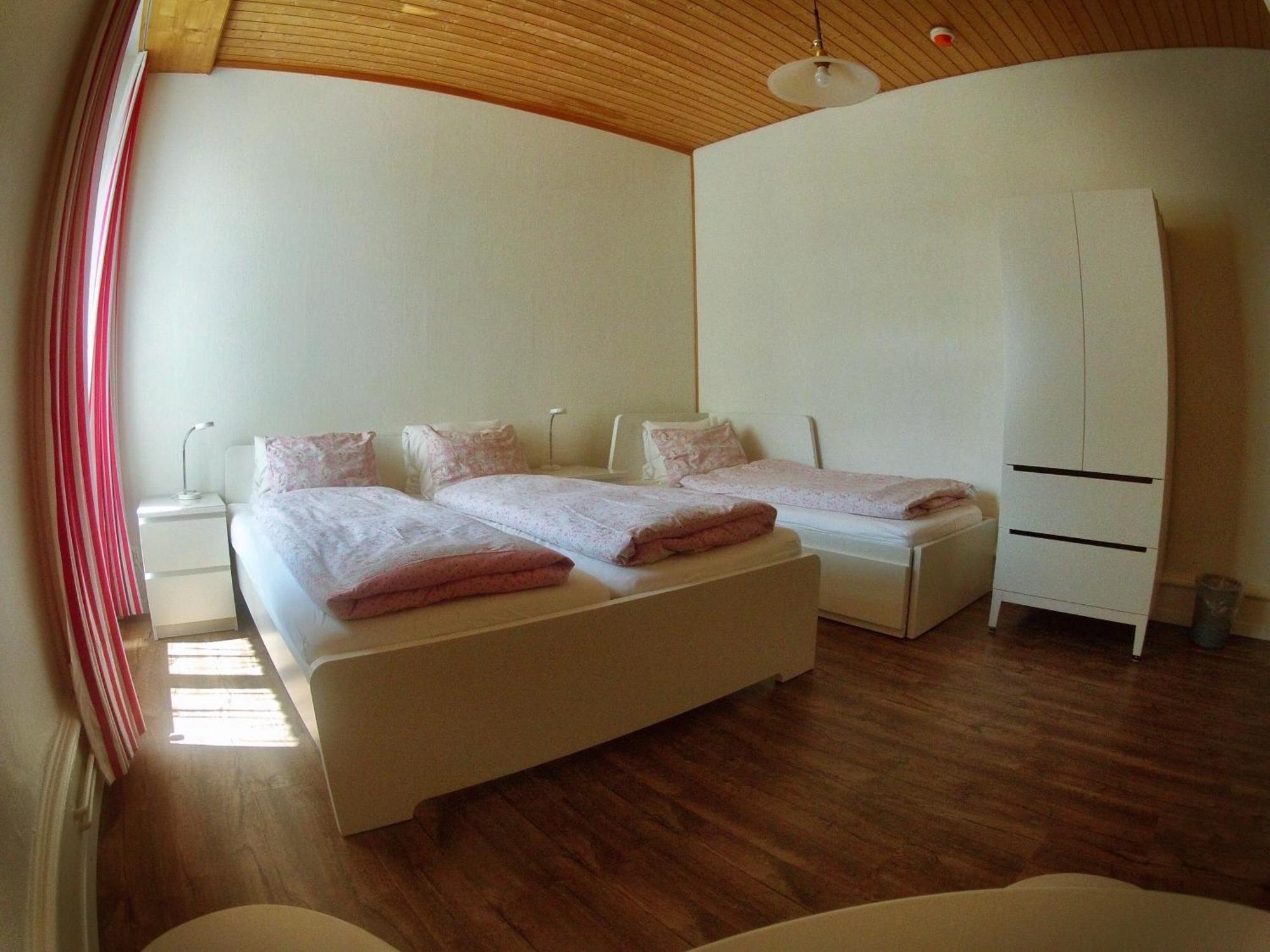 Triple Room,1710507290:JPEG