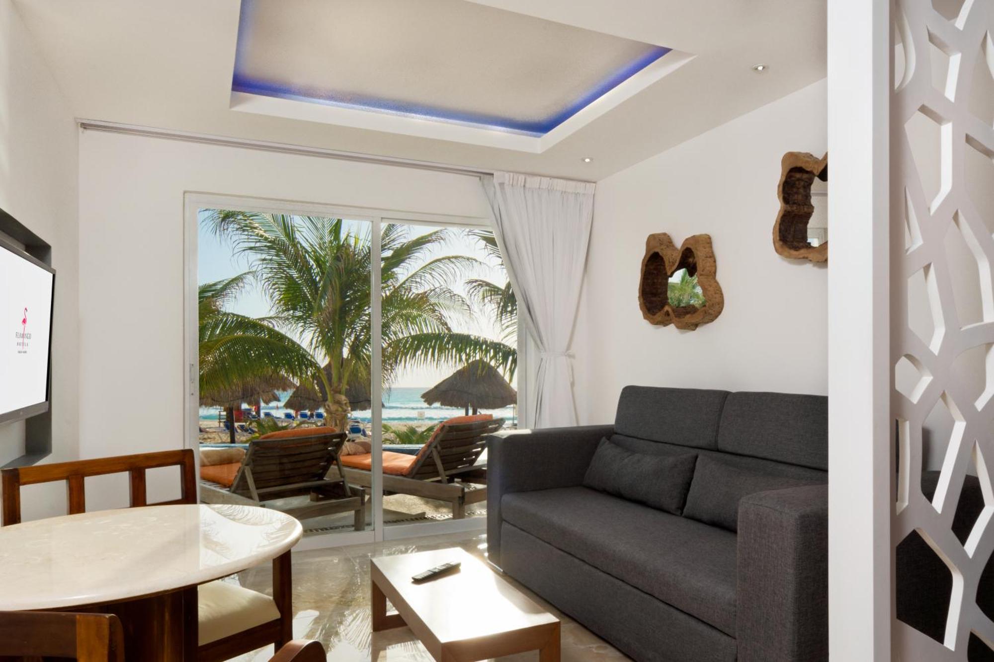 Junior Suite Swim Up Adults Only,992260993:JPEG