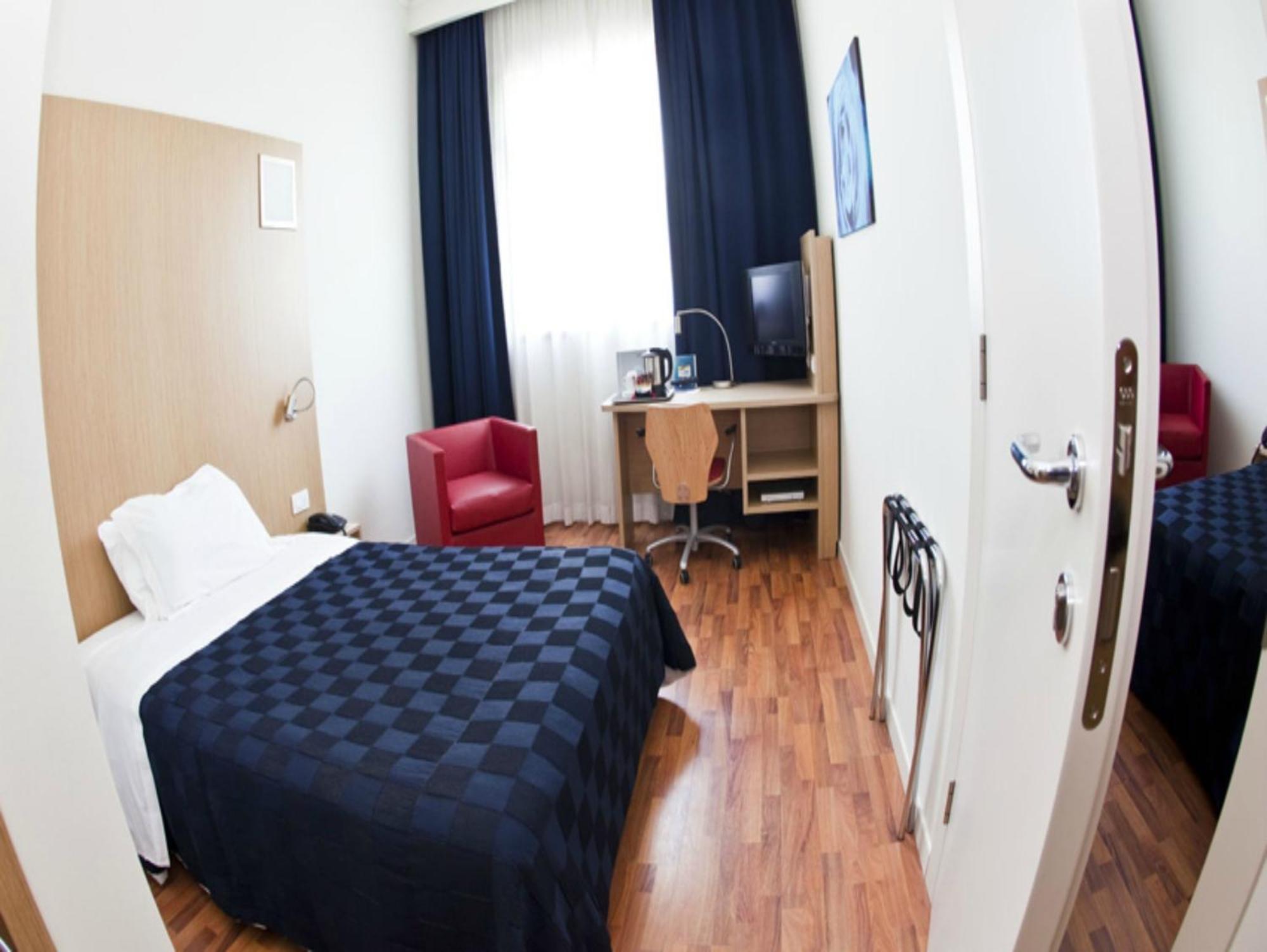 Two Connecting Rooms,1380666080:JPEG