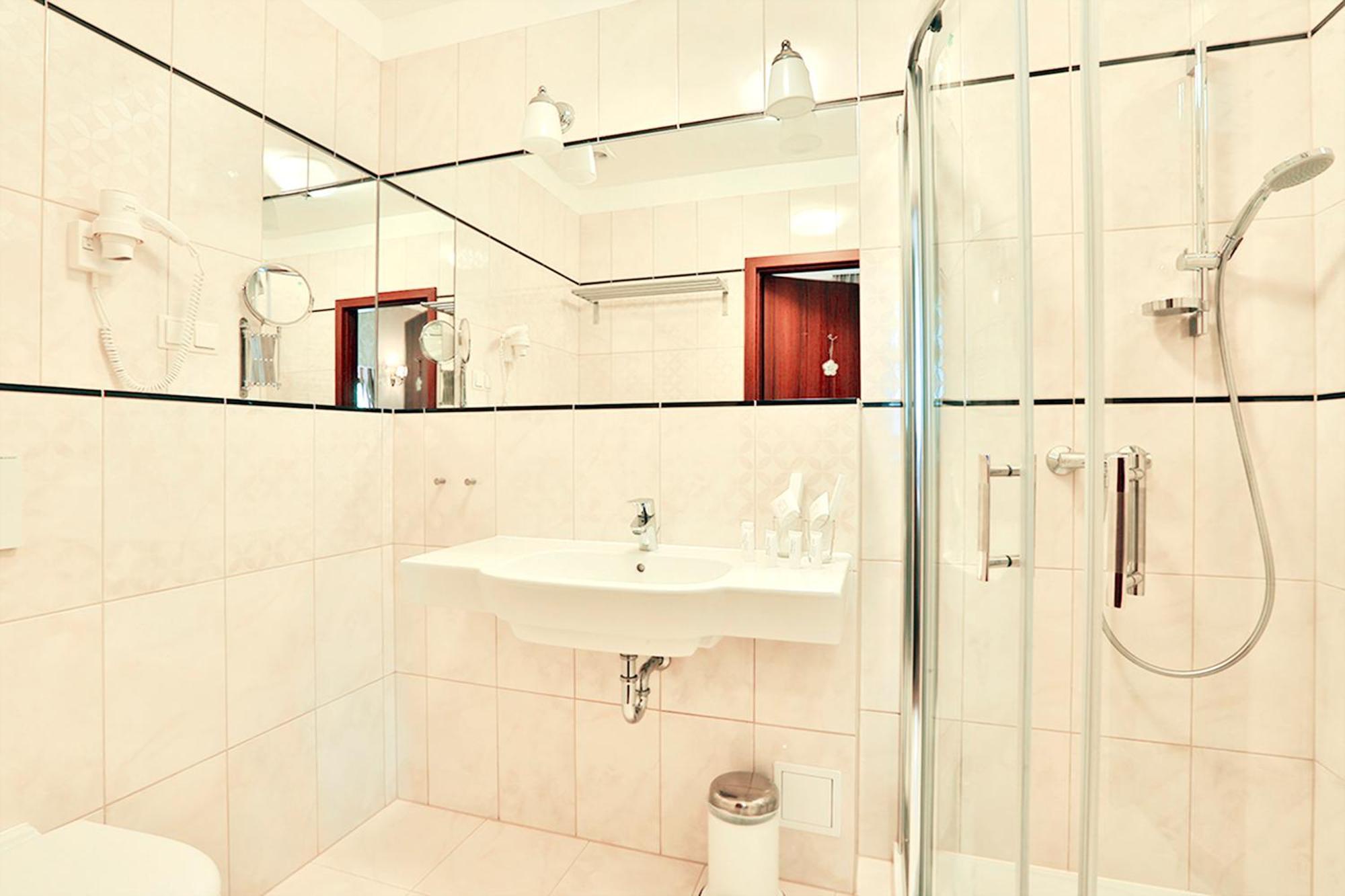Double or Twin Room,797739132:JPEG