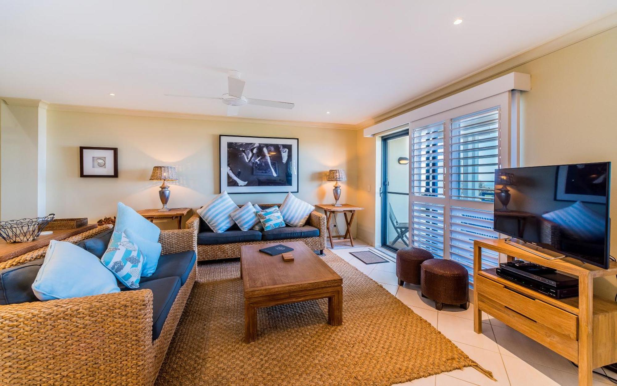 Three-Bedroom Duplex Penthouse,700487074:JPEG