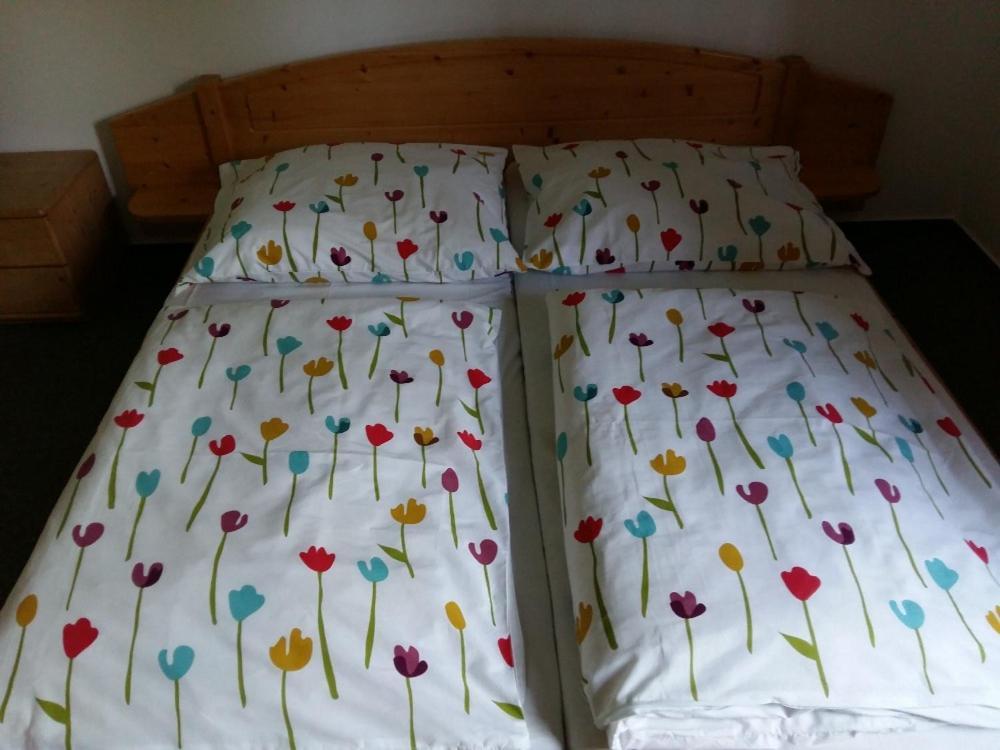 Doppelzimmer mit Zustellbett