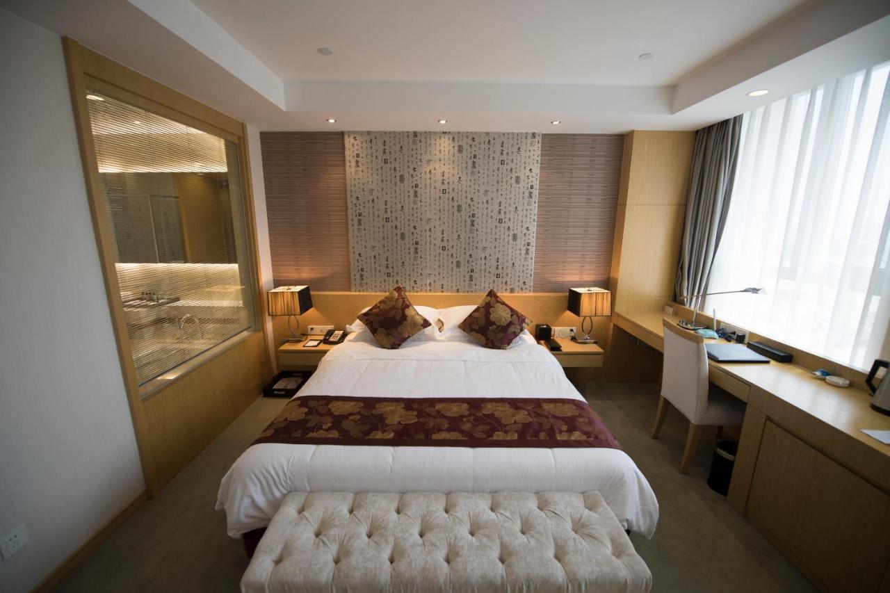 Double Room,596534265:JPEG