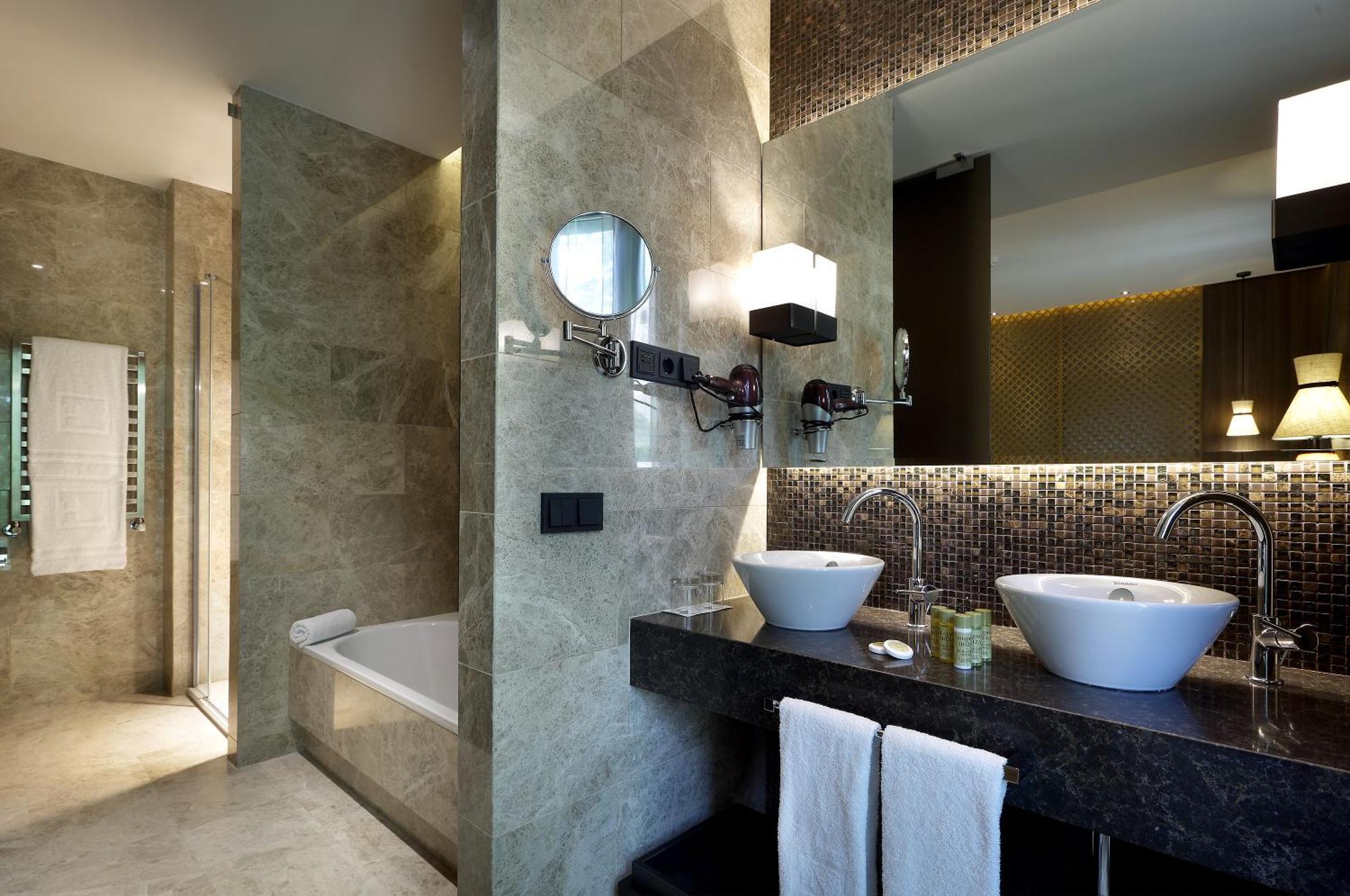 Junior Suite,1207776886:JPEG