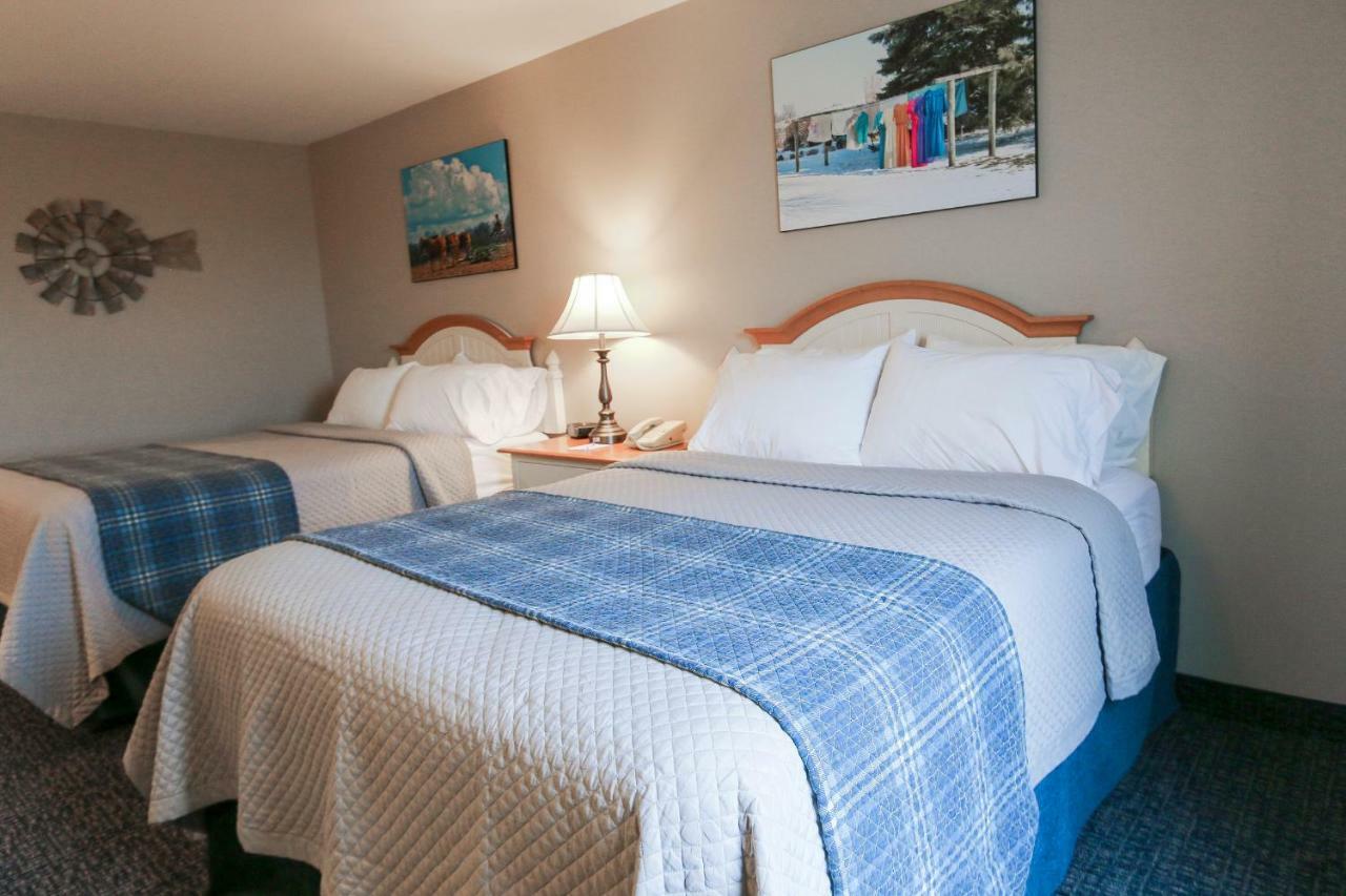 Queen Room Two Queen Beds