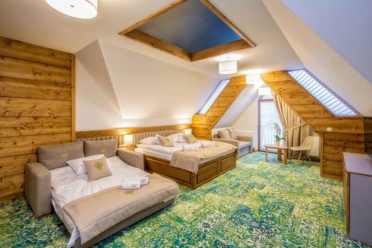 Premium Family Room,816529286:JPEG