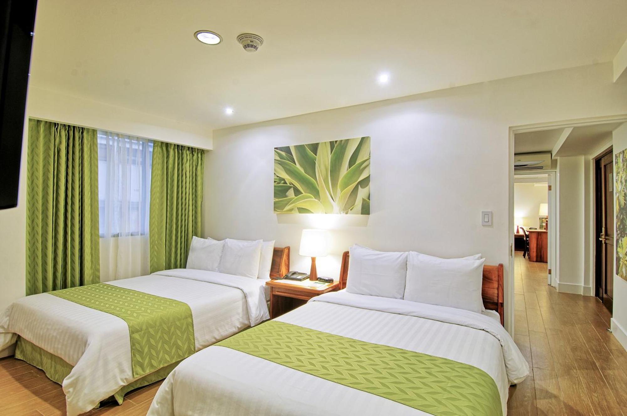 Family Suite,1213671541:JPEG