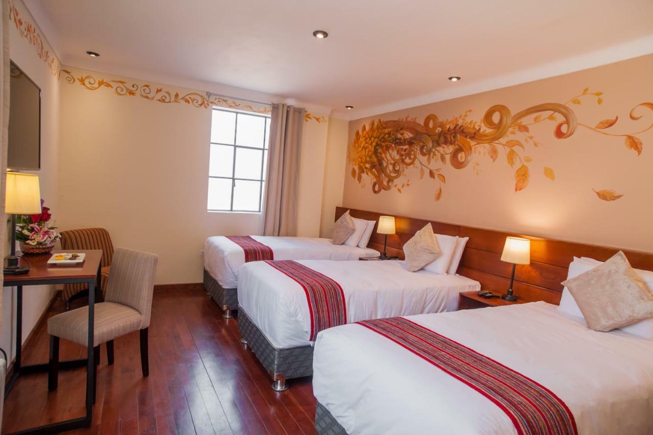 Triple Room,836111960:JPEG