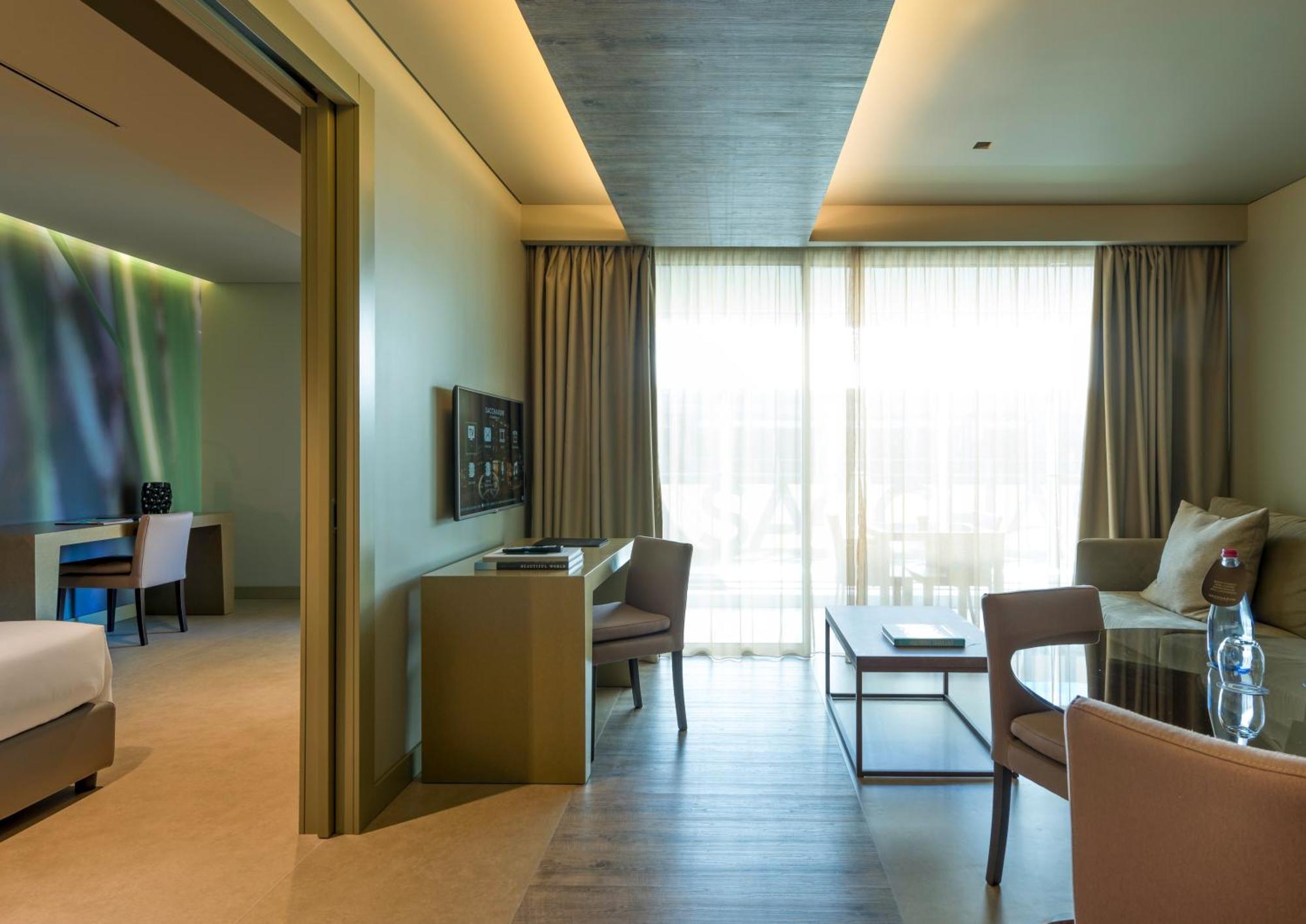 Courtyard Suite,1209347794:JPEG