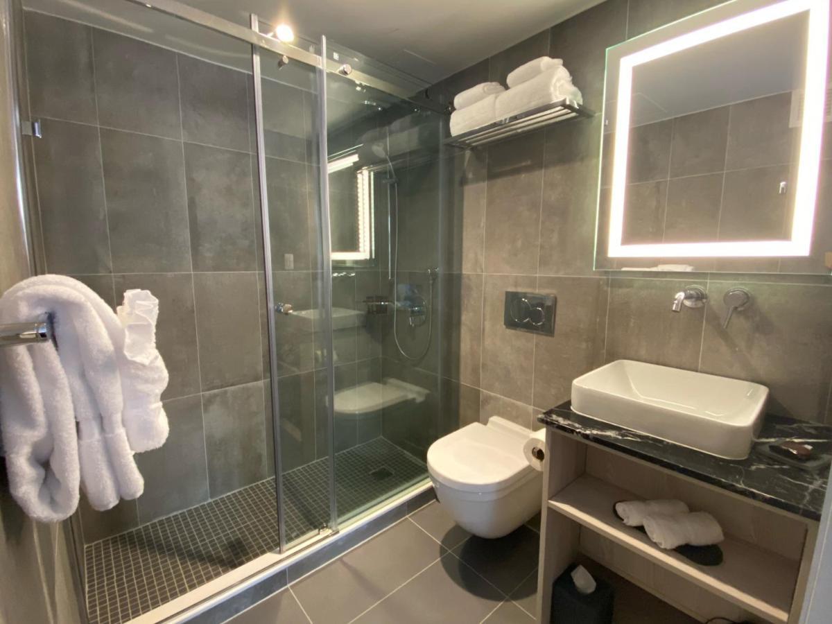 Double Room with Two Double Beds - Non-Smoking,926944525:JPEG