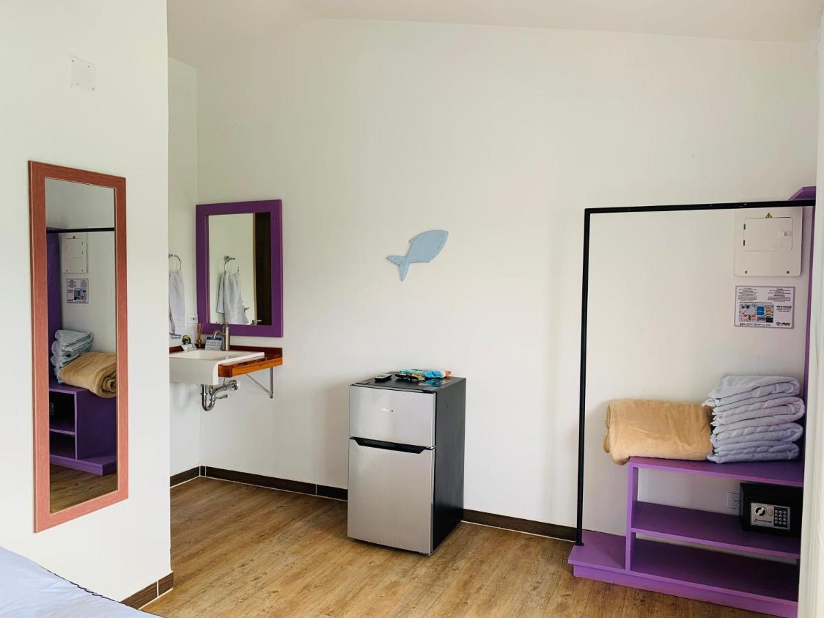 Standard Family Room,933342757:JPEG