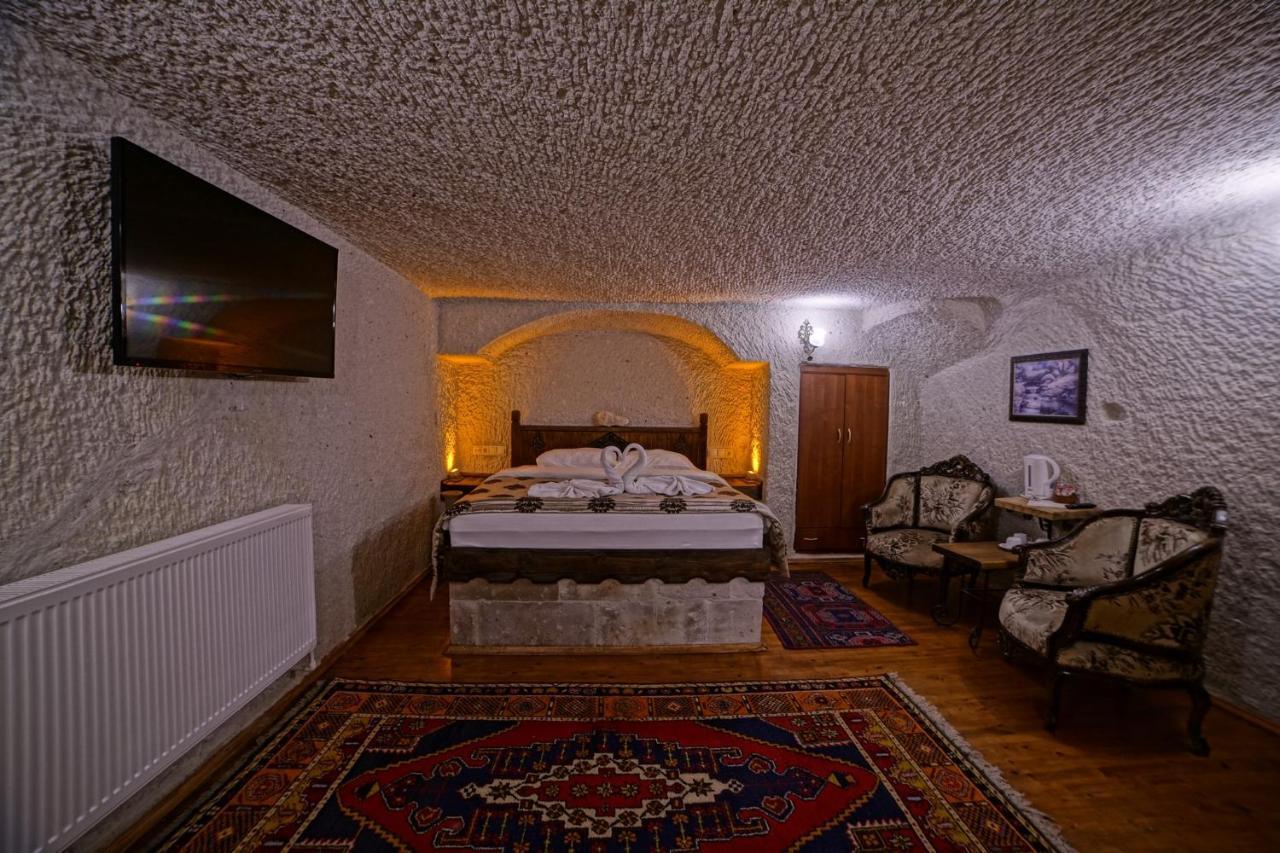 Double Cave Room,643255662:JPEG