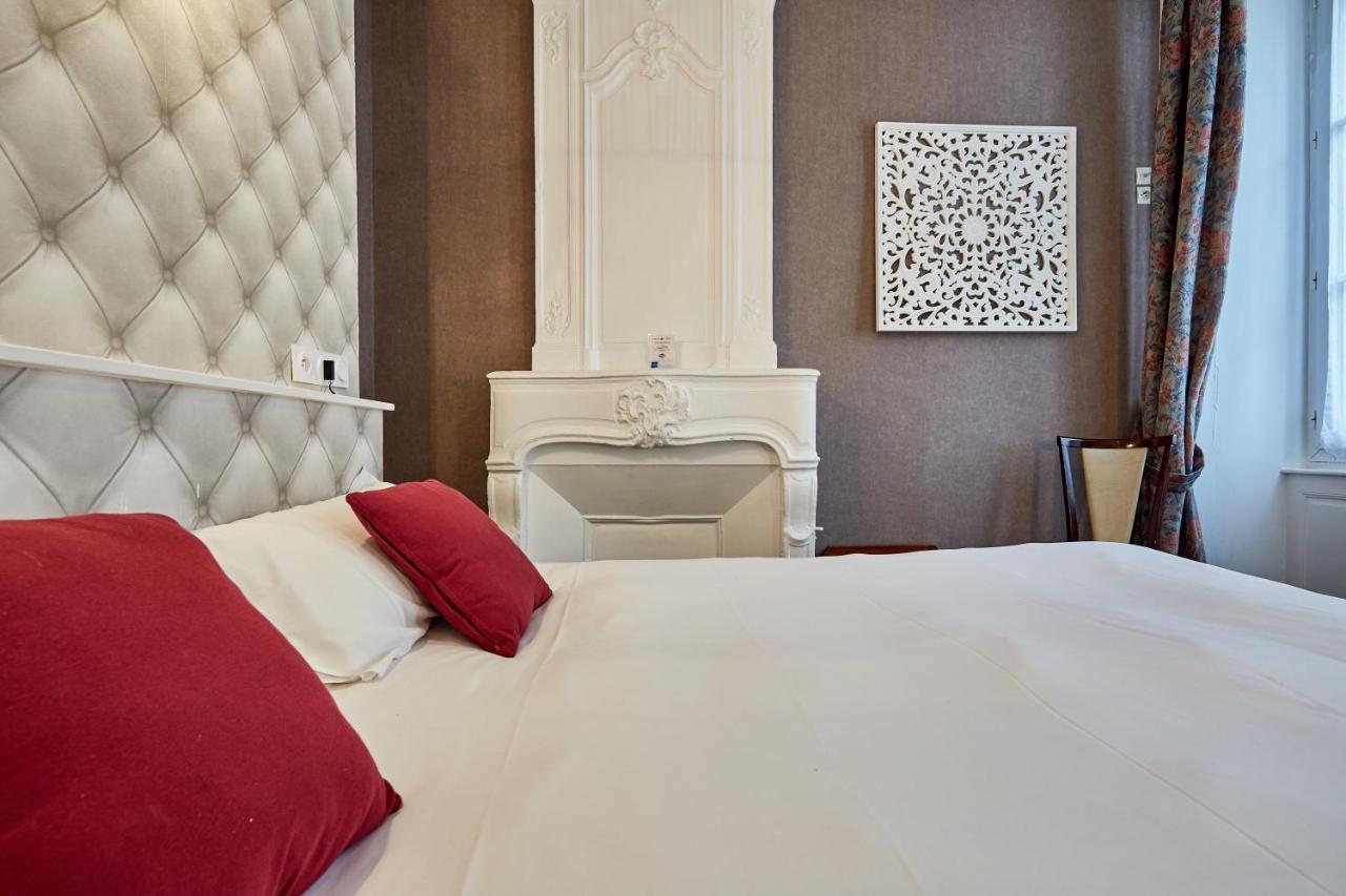 Large Double or Twin Room,942807610:JPEG